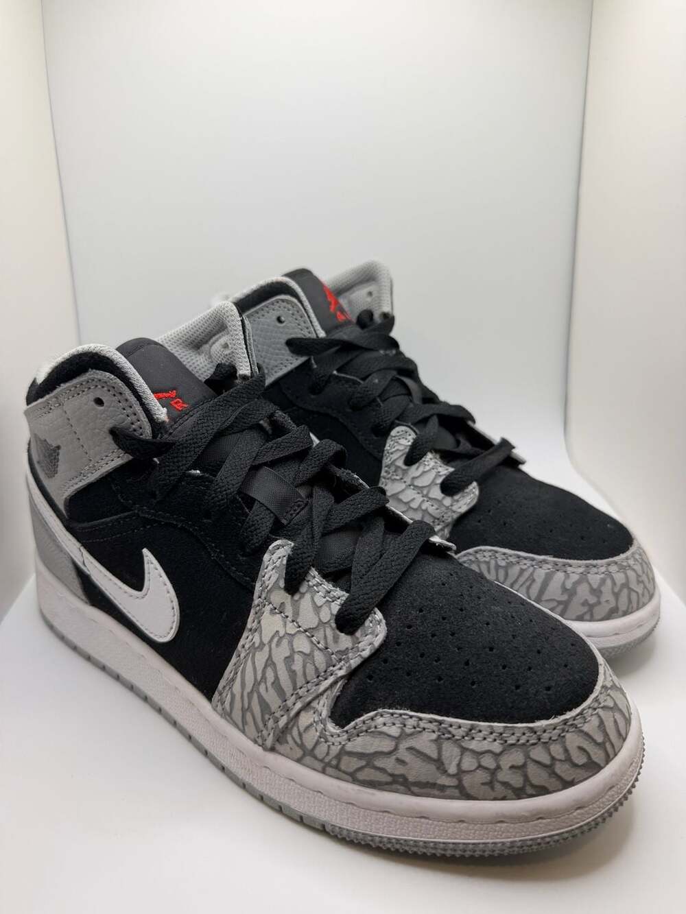 Nike Air Jordan 1 Mid SE 'Elephant Toe' Sneakers DM1200-016